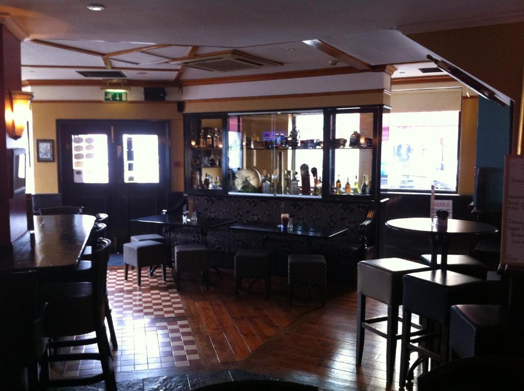 Galway Arms Inn Exterior foto
